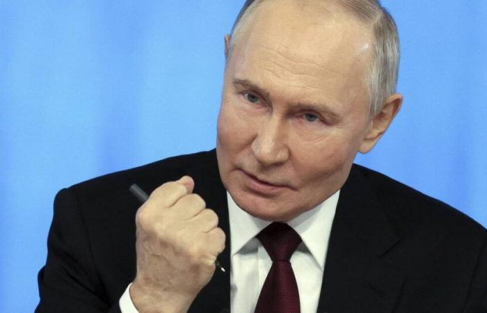 Vladimir Putin cree que debería haber invadido el país antes – Libération