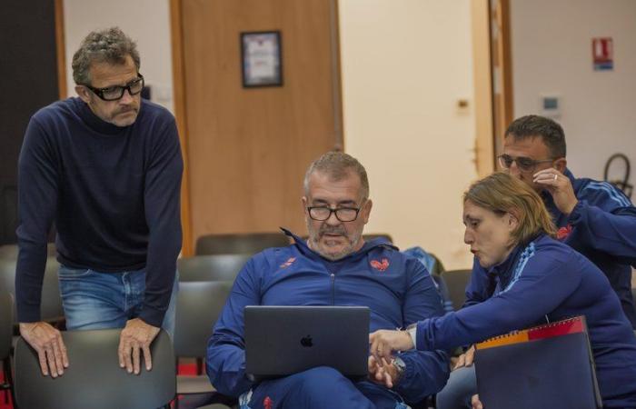 XV de Francia – Inmerso en el corazón del seminario del personal del equipo francés