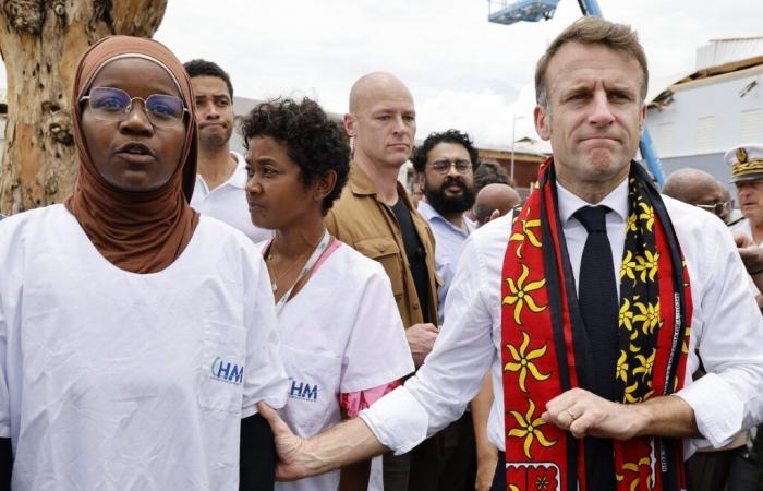 Emmanuel Macron, que viene a brindar apoyo a la población, anuncia prolongar su viaje a Mayotte