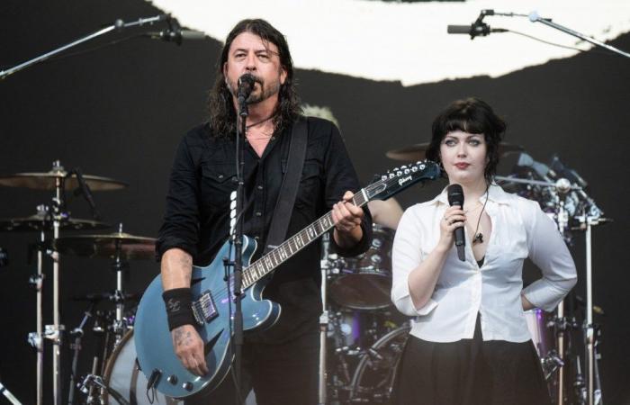 Se informa que la hija de Dave Grohl, Violet, está preparando su álbum debut