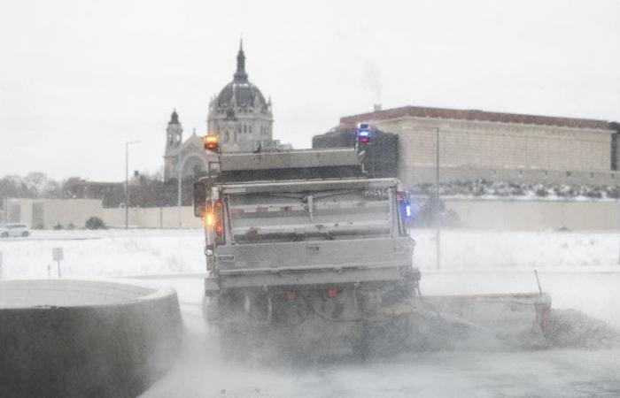 Minneapolis y partes del Alto Medio Oeste se preparan para las nevadas más intensas de la temporada hasta el momento