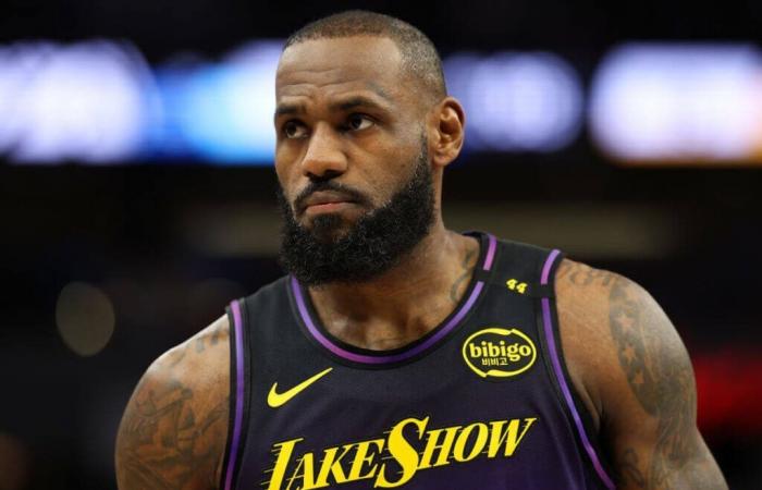 LeBron James habla sobre el aumento en triples, los cambios en el formato del Juego de Estrellas y cómo convertirse en líder de minutos de la NBA