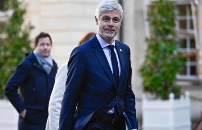 Laurent Wauquiez y Mathieu Darnaud hablarán por teléfono con François Bayrou por la tarde