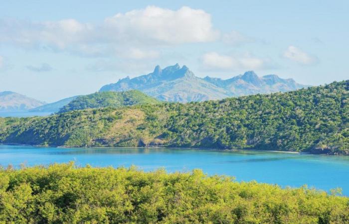 Hombre estadounidense condenado por asesinar a su esposa durante su lujosa luna de miel en Fiji