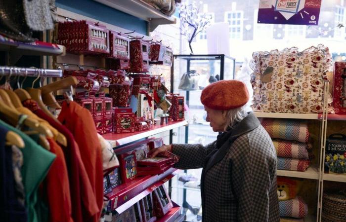 En Reino Unido el espíritu navideño se respira a través de los regalos de segunda mano