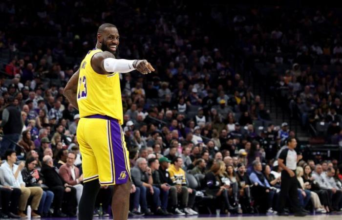 Calificaciones para Anthony Davis y LeBron James en la victoria de los Lakers contra los Kings