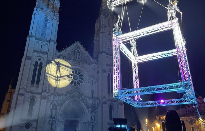 NÎMES Con el cubo, la llamada del mar para las vacaciones