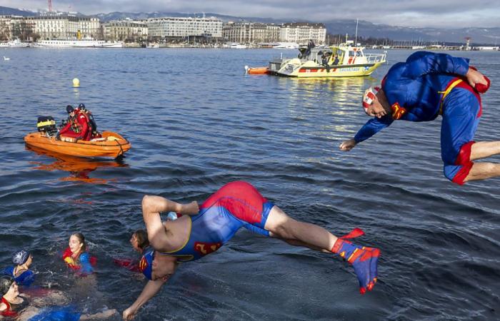 Más de 4.400 nadadores se lanzan al agua para la Copa de Navidad