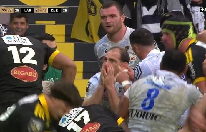 TOP 14. La Rochelle sobrevive al festival del cartón contra Clermont y salva lo esencial con dolor