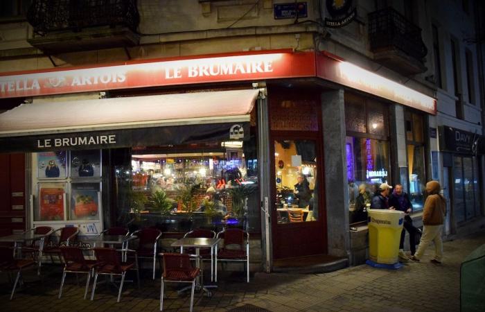 Los propietarios de un famoso café de Saint-Gilles se despiden