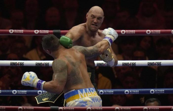 Dónde ver Usyk-Fury esta noche en TV World Heavyweights time