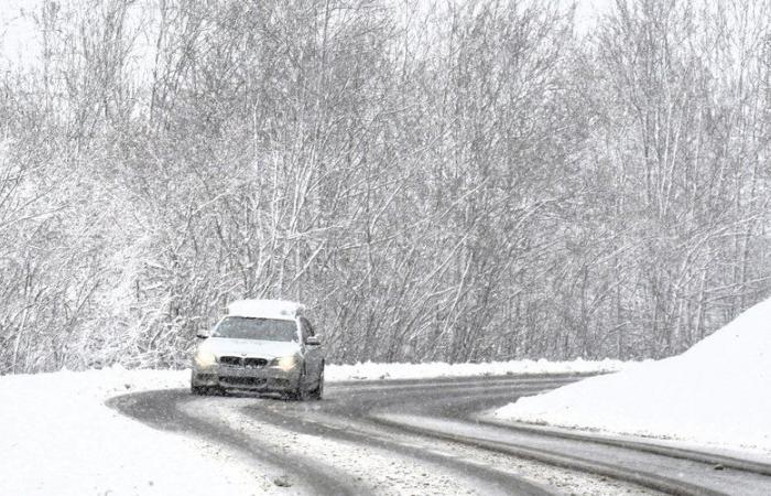 Alerta meteorológica: “ráfagas de viento violentas”, “fuertes nevadas”, avalanchas… la tormenta Enol azota Francia, 6 departamentos en alerta naranja