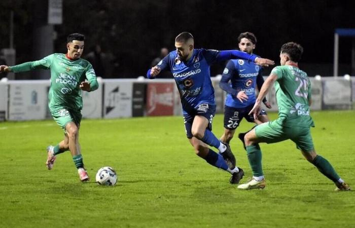 Fútbol. Nacional 2: ante el Poitiers volvió a faltar eficacia, lo que deja al equipo arrepentido