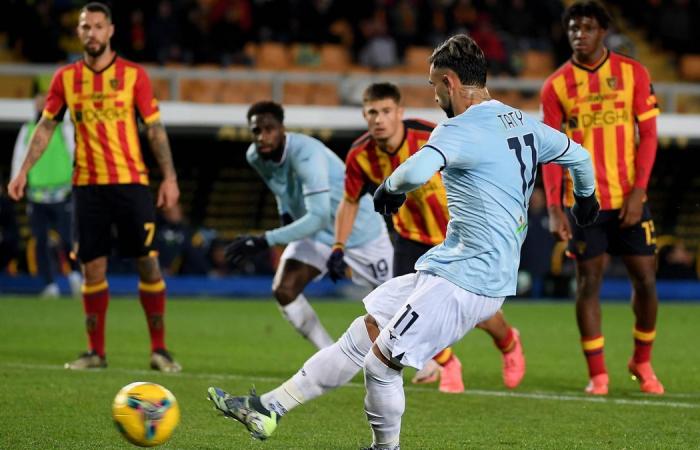 Lecce-Lazio 1-2: goles de Castellanos, Tete Morente y Marusic. Salentini con 10 hombres durante toda la segunda parte: Guilbert expulsado