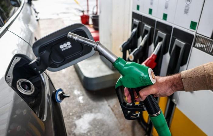 Una estación de servicio de Leclerc invierte diésel y gasolina en los depósitos, varios conductores se averían