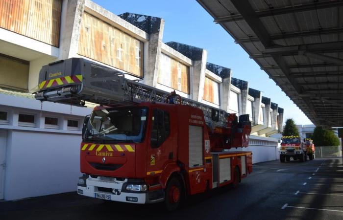 Incendiado, el cuartel de Jonzac volvió rápidamente a funcionar.