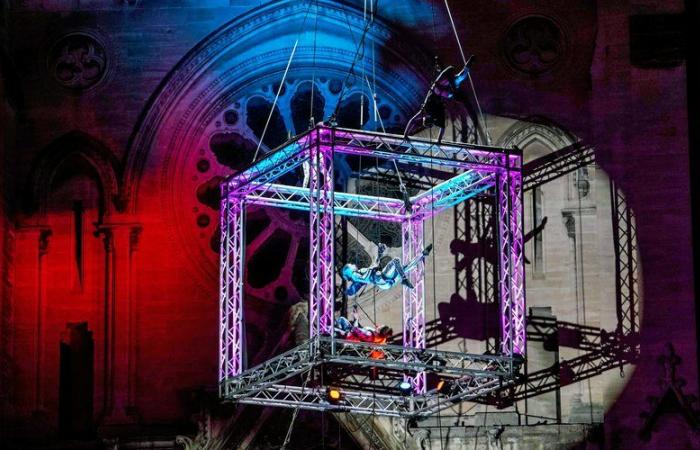 Cuando la iglesia de Saint-Baudile se convierte en un escenario celestial: “Cubo, la llamada del mar” asombró a Nimes