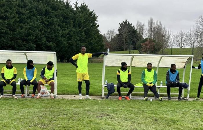 Saint-Denis FC eliminado, Dives-Cabourg gana 2 a 0