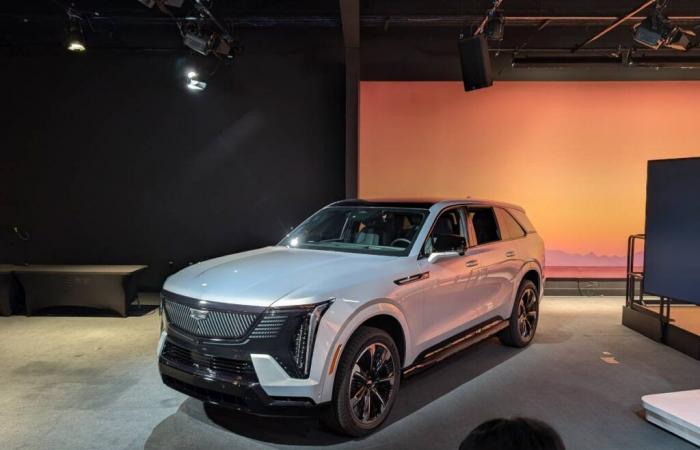 Cadillac fija el precio en EE.UU. del Escalade IQ en 129.900 dólares