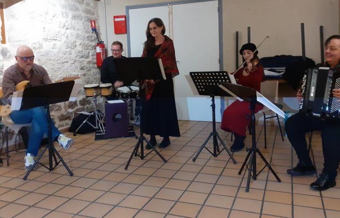 Villeneuve. La escuela de música Tempo en el centro de la bastida.