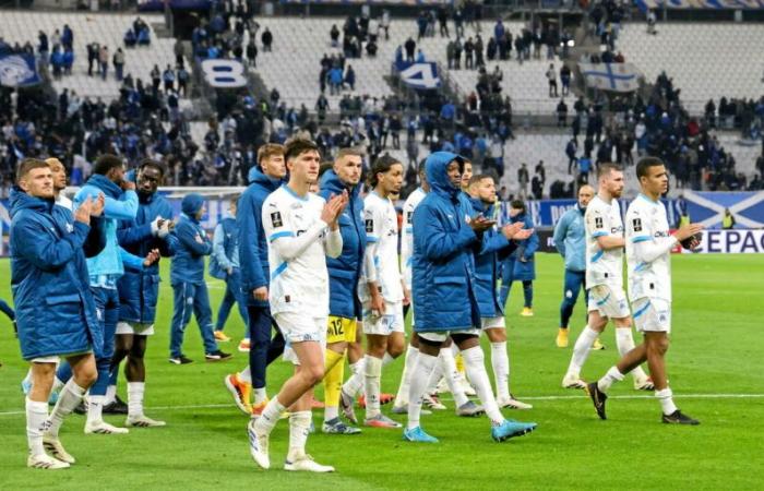 El Olympique de Marsella subasta sus camisetas para apoyar al archipiélago