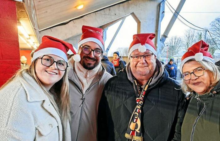 Guingamp: ambiente navideño en Roudourou para el partido EAG – SM Caen [En images]