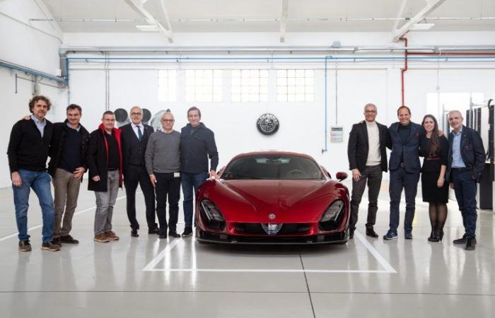 Alfa Romeo entrega su primera edición limitada 33 Stradale