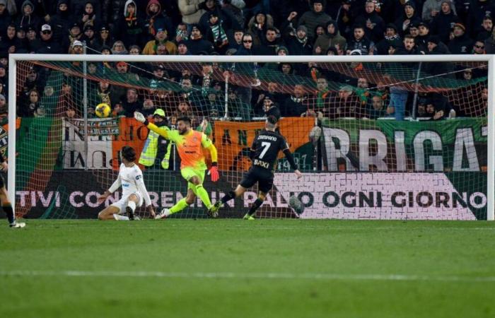 Venezia-Cagliari 2-1: goles de Zampano, Sverko, Pavoletti