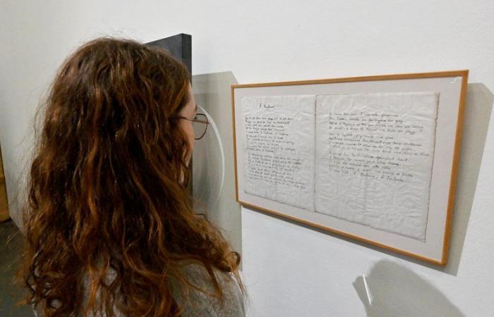 Bigflo y Oli. El manuscrito de “O Toulouse”, de Nougaro, en la exposición Oli en Mataderos: “Me ha acompañado toda mi vida como un padrino espiritual”