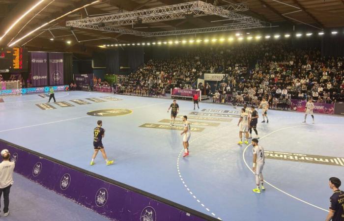 El PAUC gana el derbi de Istres (24-27)