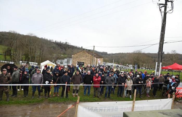 Sur de Gironda – CICLISMO — — Joshua Dubau ganador del 46º ciclocross de Montbron-Eymouthiers