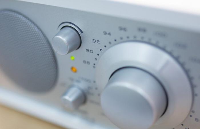 La RSS renuncia a la radio FM, no a las radios regionales francófonas