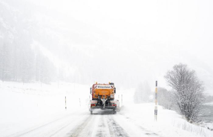 Clima: la nieve perturba el tráfico rodado en los Alpes