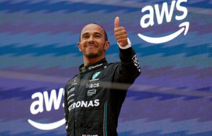 Lewis Hamilton firma un gran contrato con Celsius Energy Drink