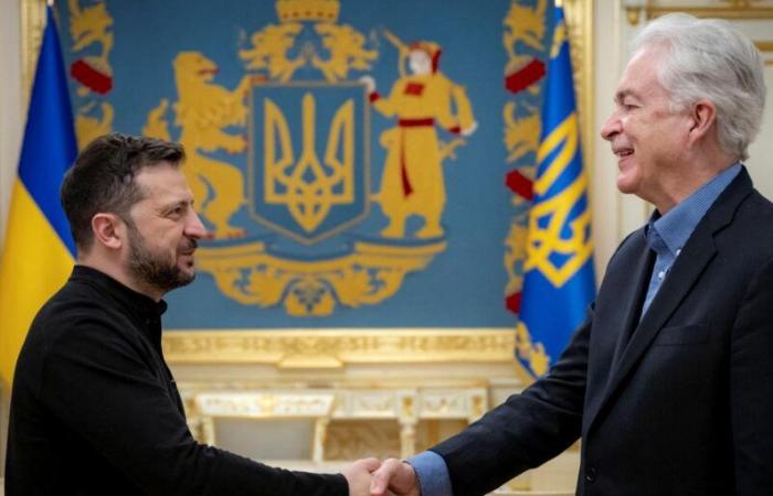 Volodymyr Zelensky afirma haber recibido al director de la CIA, William Burns, en Ucrania