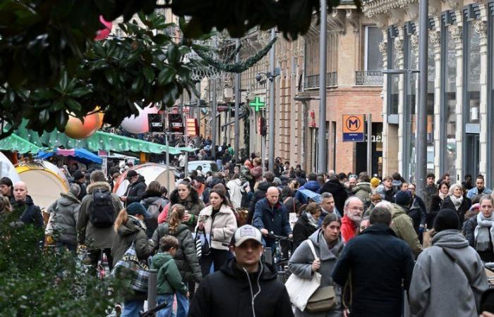 Navidad en Toulouse: inmersión en el frenesí de calles comerciales saturadas y colas interminables