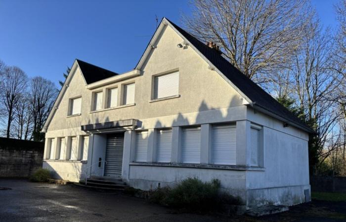 ¡Después de una caída de precio, este antiguo ayuntamiento de Calvados se vendió!