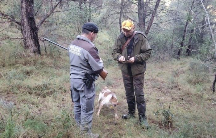 Inmerso con la policía medioambiental en Salon-de-Provence