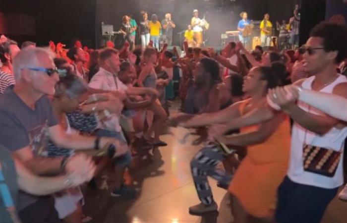 Saint-Pierre: una treintena de artistas se reunieron para apoyar a Mayotte durante un concierto solidario