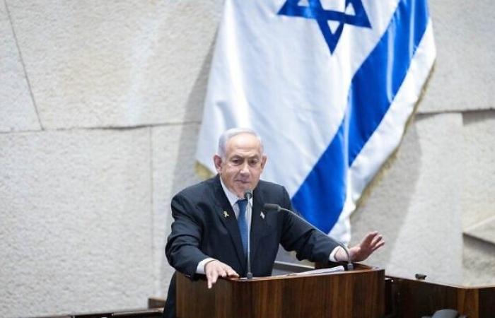 En la Knesset, Netanyahu informa de “algunos avances” hacia un acuerdo para liberar a los rehenes