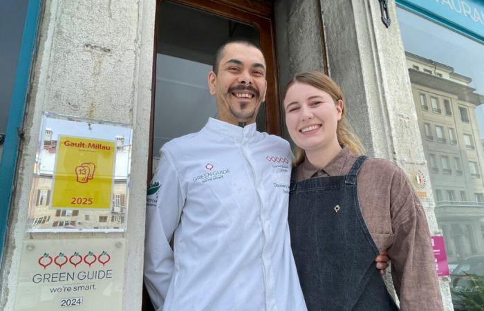 Luciole, la historia de una mesa como ninguna otra en La Chaux-de-Fonds