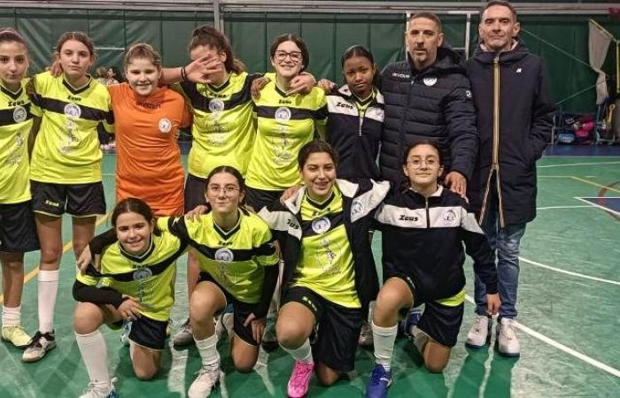 Fútbol sala femenino sub 15: otra victoria en casa del Sporting Bagnara