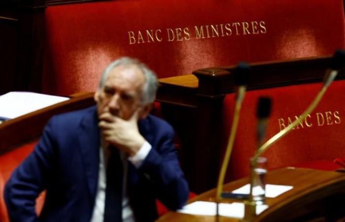 François Bayrou se debilitó incluso antes del nombramiento del gobierno