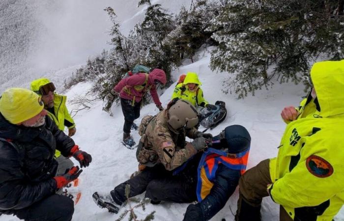 FOTOS | La caminata por el Monte Lafayette se convierte en una lucha por la supervivencia y un rescate en helicóptero