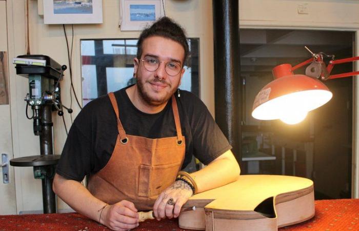 El luthier de Sète Maïk Chaland-Berthier cruza disciplinas artísticas para diseñar sus guitarras