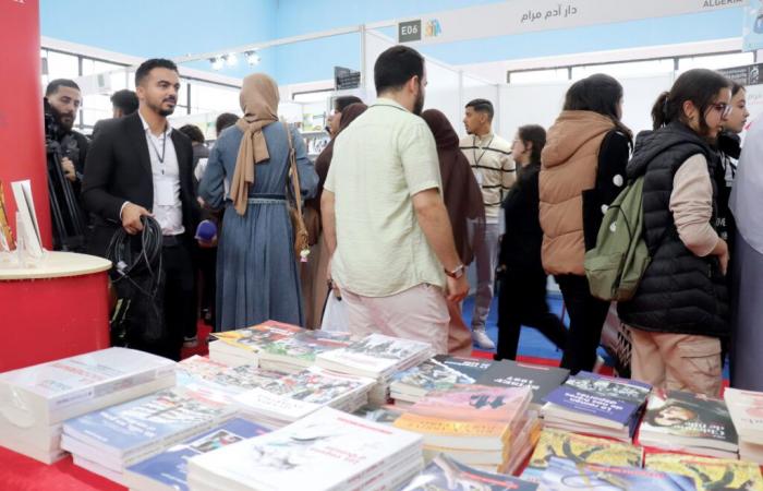 1.ª edición de la feria nacional del libro de Relizane: se esperan unos cuarenta autores