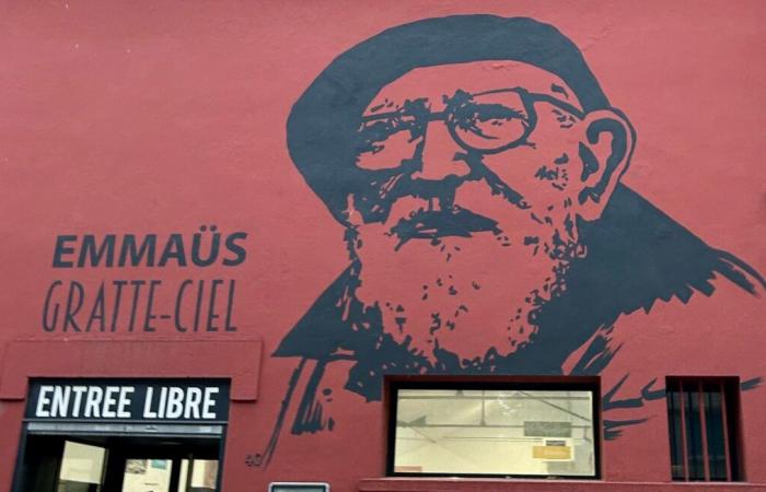 Su retrato será retirado de la fachada de este Emaús de Villeurbanne