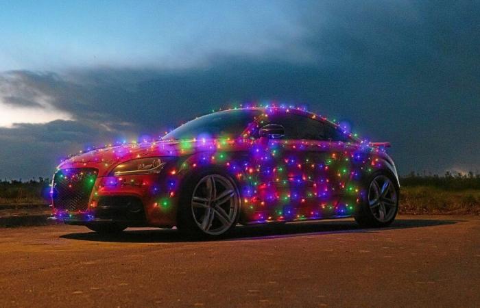 “Los niños quedaron asombrados”: este Briécois transformó su Audi en un auto de guirnalda para las celebraciones de fin de año