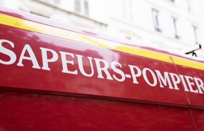 Un gran incendio cerca de la estación Saint-Lazare, 300 metros cuadrados de techo quemados