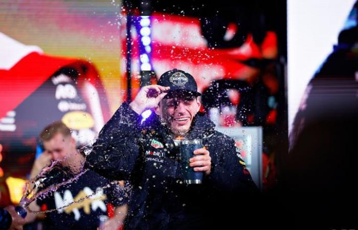 Fórmula 1 | Vasseur duda que Verstappen hubiera podido ser campeón con otra F1